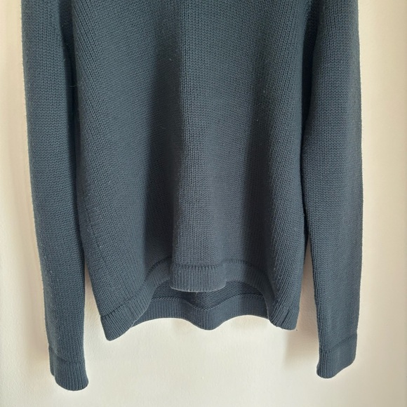 Banana Republic Men’s 100% merino wool pullover cuffed sweater size medium EUC! - Picture 3 of 7